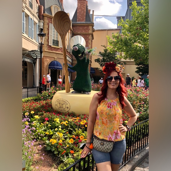 Meet your Posher, Micha - Picture 3 of 4